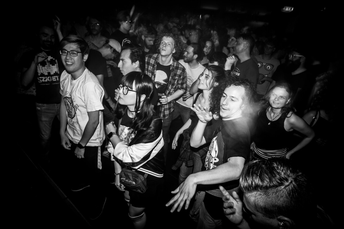 EINDBAAS 10 Years photo