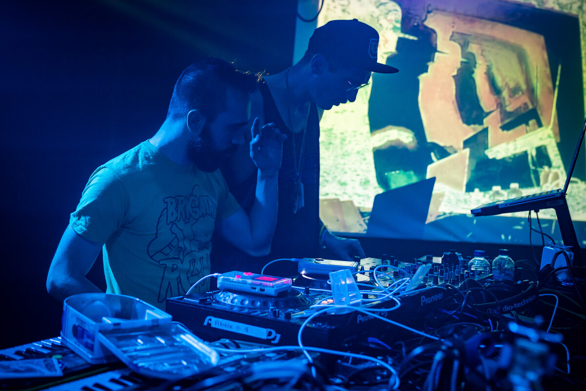 EINDBAAS 10 Years photo