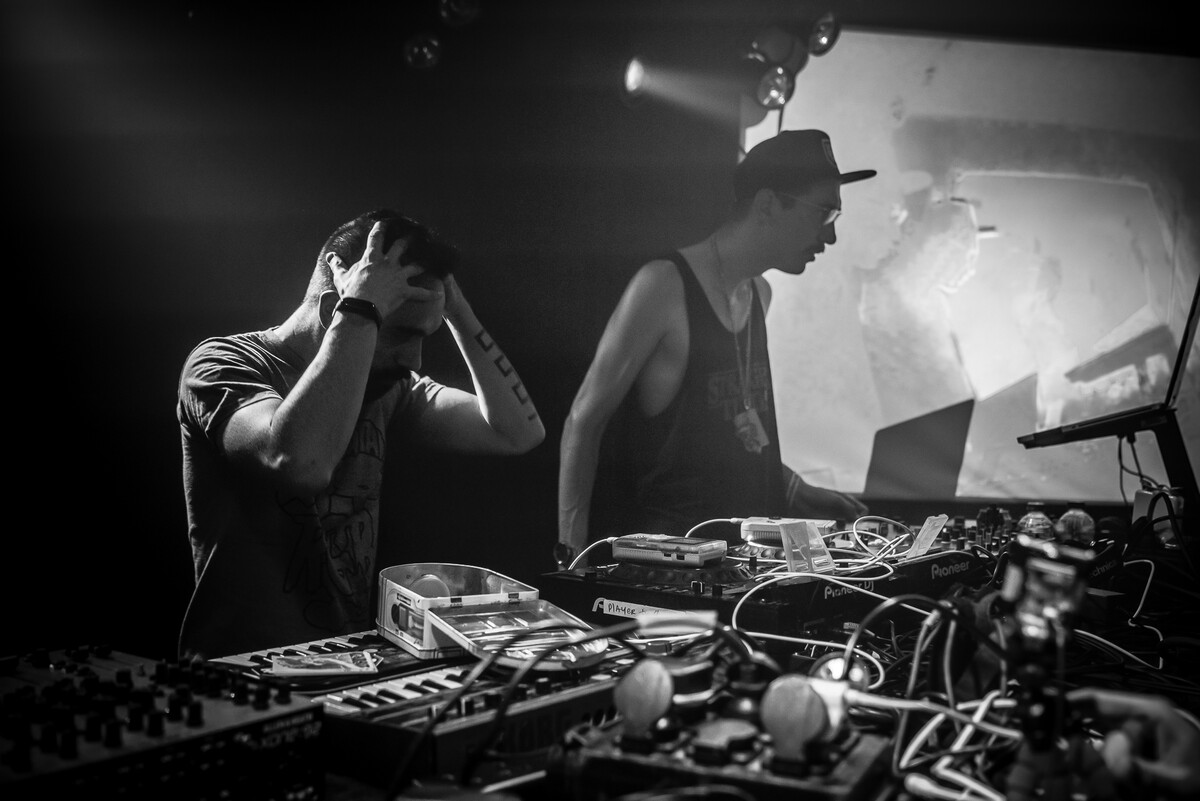 EINDBAAS 10 Years photo