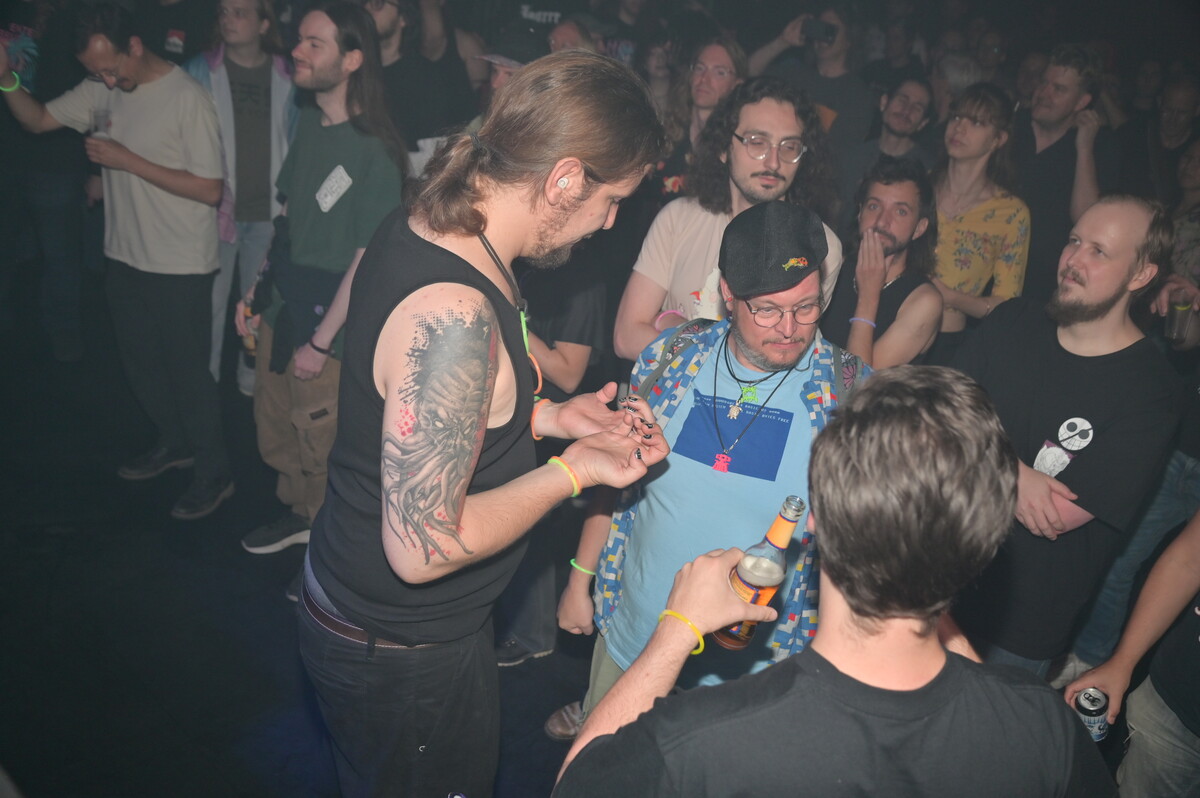 EINDBAAS 28 photo